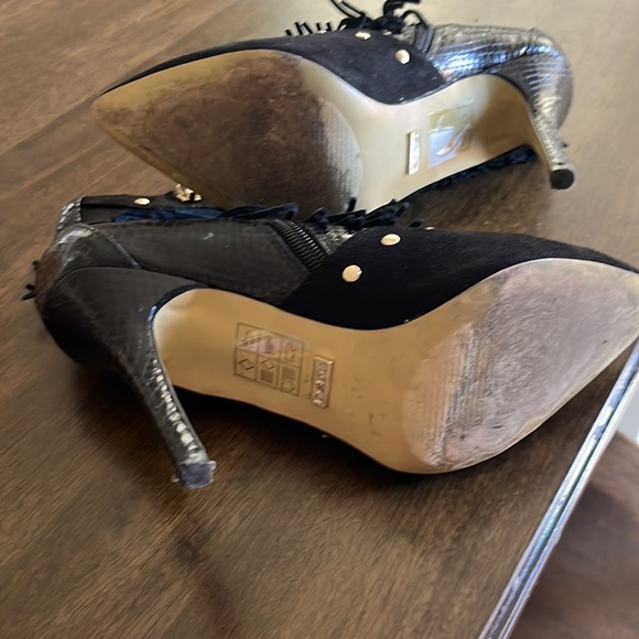 SOLD! BEBE black ankle booties! - Picture 5 of 9